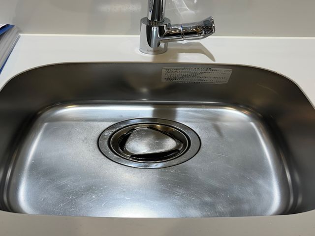 業界最大手クリーニング会社10年以上経験のプロが頑固な汚れ、水垢、油を撃退します