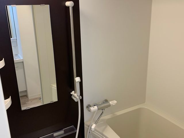 豊富な経験と知識を活かして心を込めて作業いたします