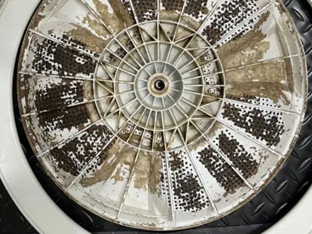 目に見えない汚れ丁寧、確実に クリーニング致します。