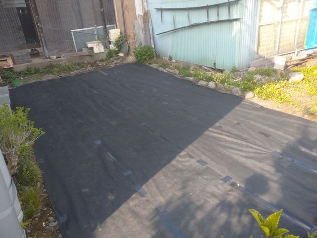 【休日対応可】雑草が生えない環境をご提供します！