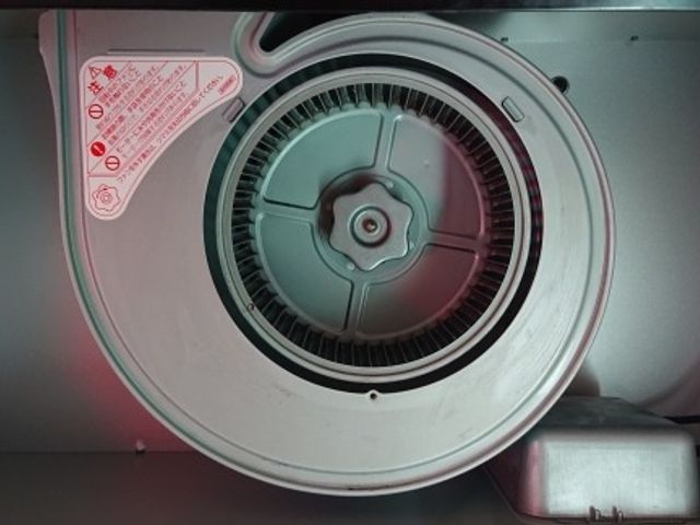 頑固な水垢もプロがきれいに！水回り2点セット（キッチン+換気扇）プラン