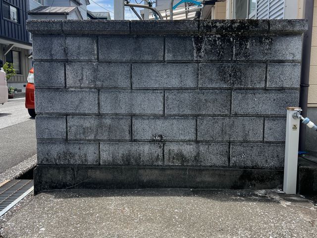 外壁・塀高圧洗浄清掃サービス