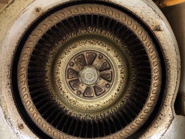 ベタベタ油は早めにお掃除を！その他水回りクリーニングと合わせるとさらにお得に！