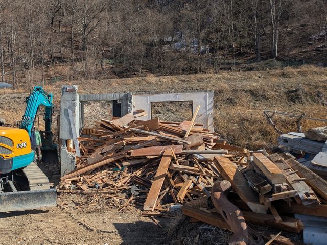 鉄製スチール物置撤去処分／ビニールハウス解体！お気軽にご連絡下さい。