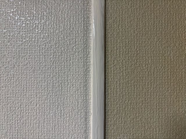 深呼吸したくなる部屋に！　空気触媒塗料による壁紙の塗り替えサービスの画像