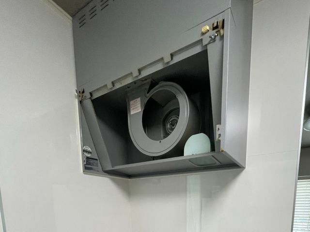 大手仕込みの丁寧な技術で、あなたの住まいをピカピカに。損害保険加入済みで安心対応