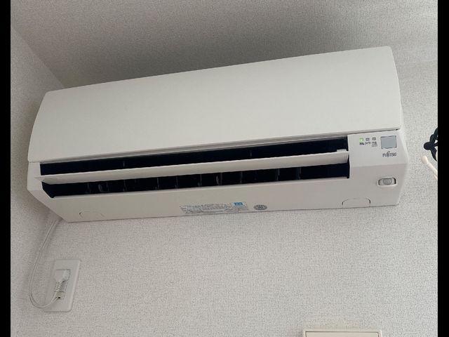 エアコンクリーニング（壁掛けタイプ）値下げ中  冬の暖房を今のうちに快適に！