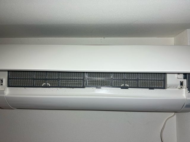 【大手仕込みの技術×外注なし】ビフォーアフターの変化に驚くエアコンクリーニング！