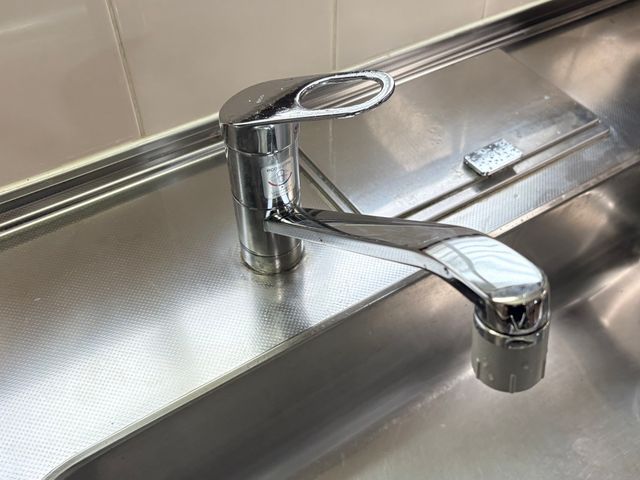 丁寧な作業と話しやすさで選ばれる、自社スタッフによる確かなサービス