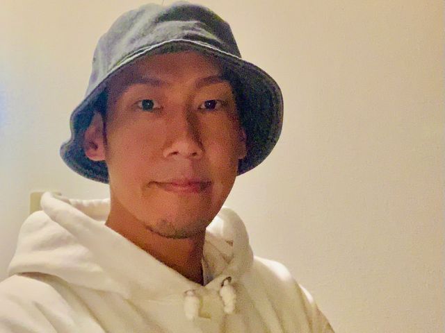 室内の徹底清掃+細部までの徹底洗車+簡易コート施工を　お車の中も外も洗車致します