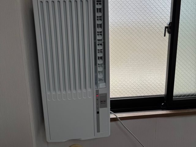 窓用エアコン取り付けならお任せ下さい！窓用エアコンのクリーニングも可能です◎