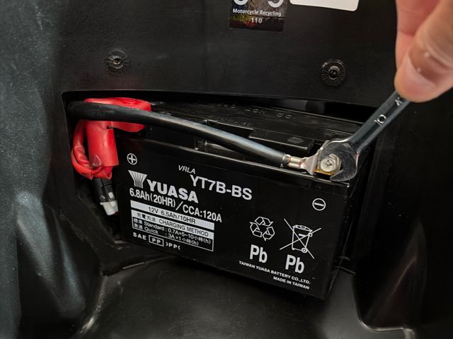 バイクの出張バッテリー交換、ジャンプ始動