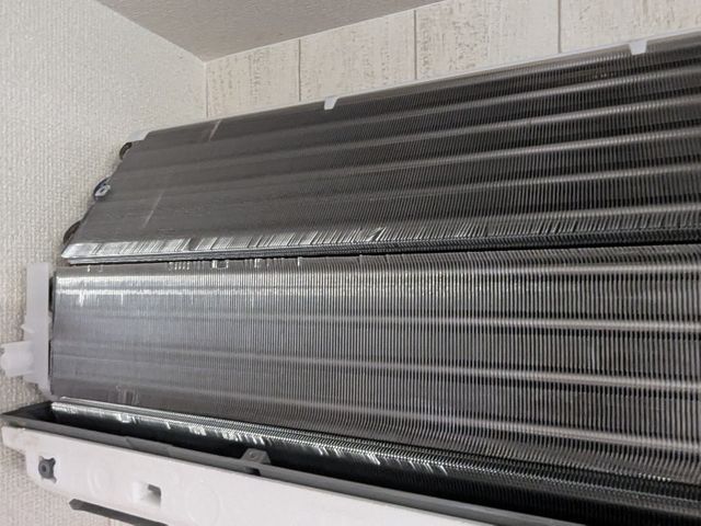 エアコンクリーニングはお任せあれ！徹底的にクリーニング致します！