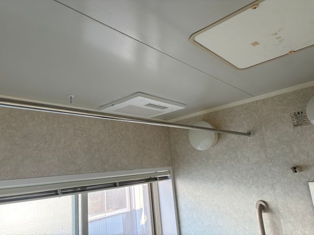 浴室乾燥機のことなら、お気軽にお問い合わせ下さい　女性スタッフ同行致します