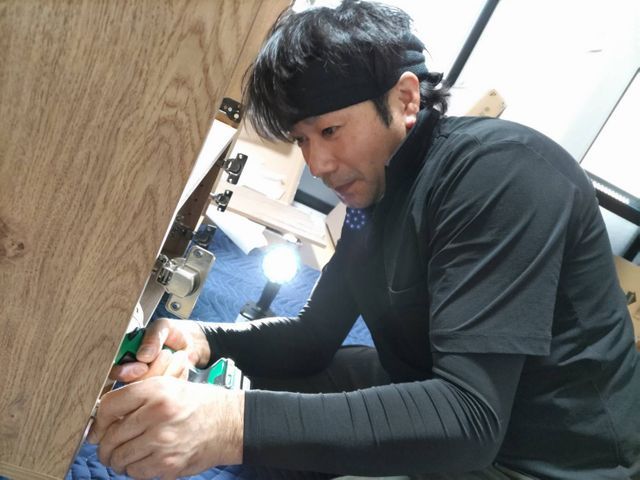 ☆引き戸のレール、戸車交換☆土日祝日も積極的に営業中☆当日仕上げ☆