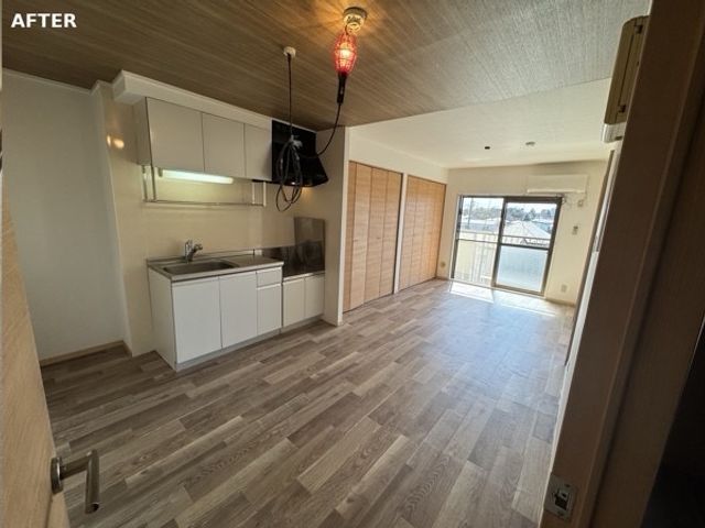 内装職人による壁紙（クロス）張替え　原状回復工事もOK！サービスの画像