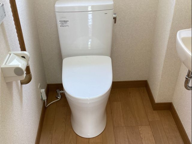 便器の交換お任せください。設備屋25年以上の実績が現場対応力の幅につながる☆☆