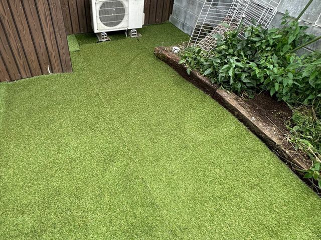 人工芝の施工させて頂きます。
