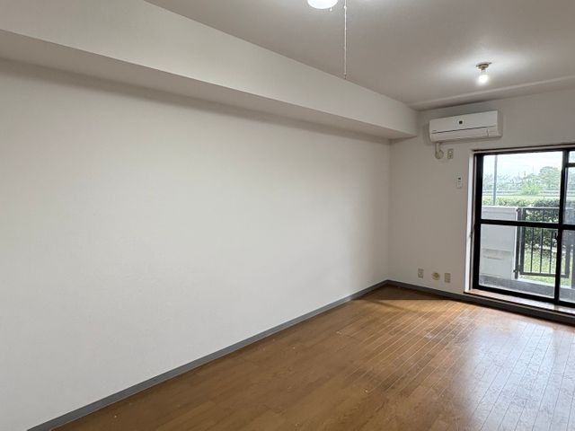 大手仕込みの丁寧な技術で、あなたの住まいをピカピカに。損害保険加入済みで安心対応