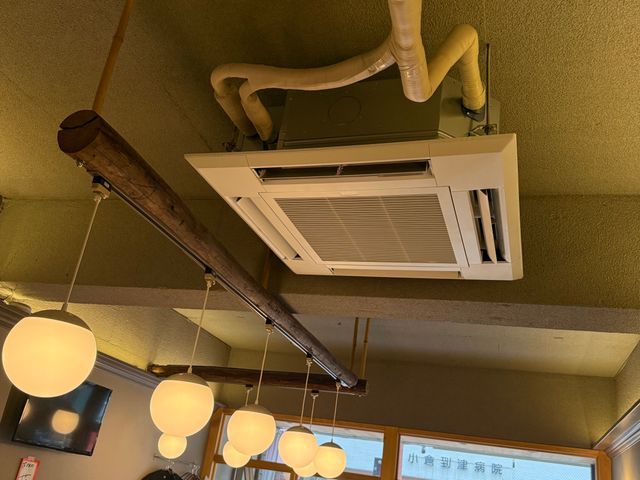 第一種電気工事士による業務用エアコン取り付け、入れ替え工事お任せ下さい！