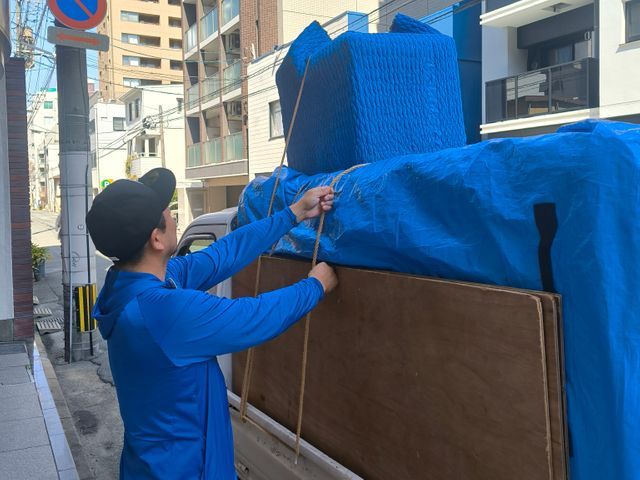 安心の2名体制 大型家具 大型家電もお任せ下さい。福岡市内 市内近郊の近距離♬