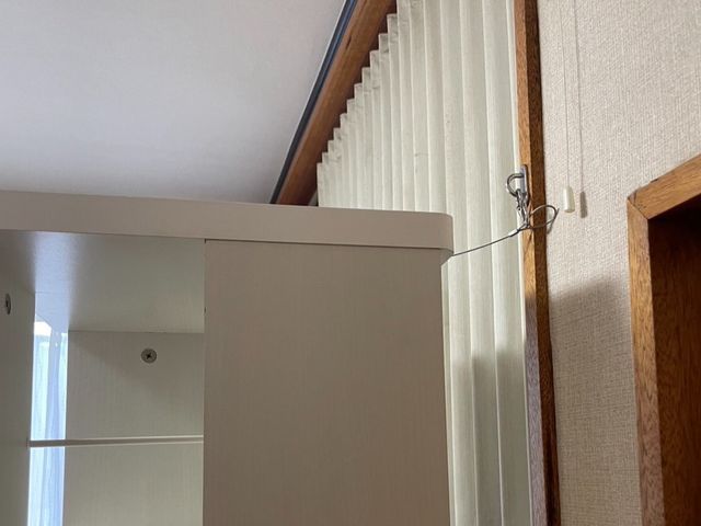 地震対策対応、家具固定します！