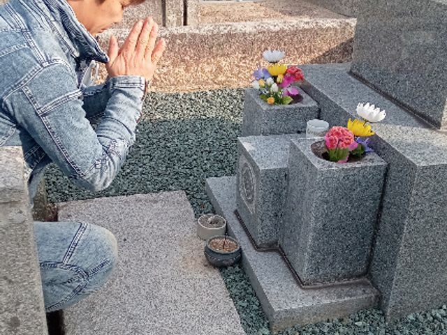 丁寧にお墓参り代行致します！松山市から出張します。お気軽にご相談下さい！
