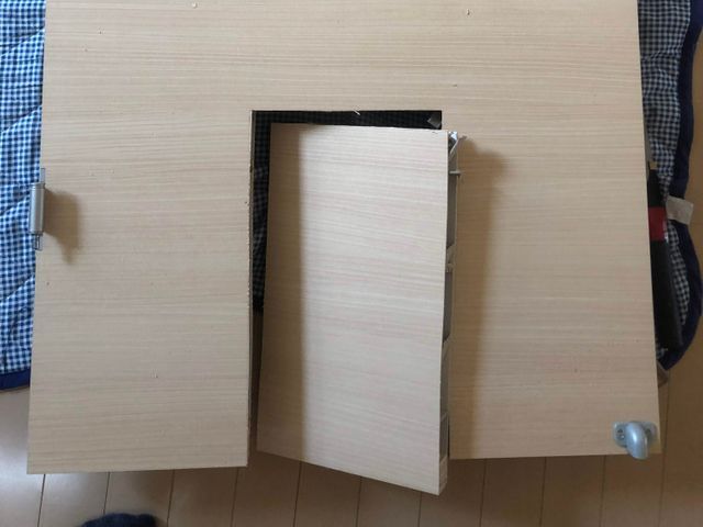 ペットドア 取り付けいたします 株 ジャステックのペットリフォーム 消臭壁紙 くらしのマーケット