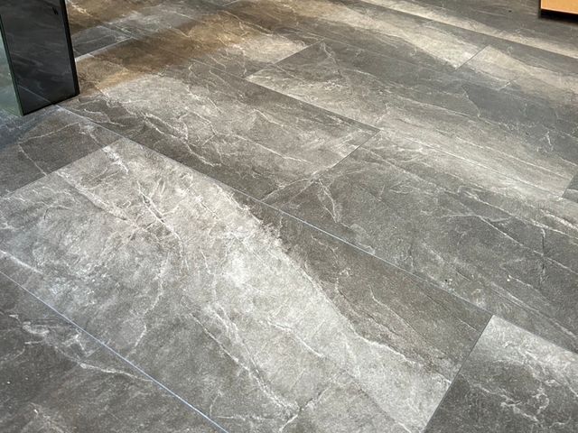 床をリフレッシュ！クッションフロア張替え　深夜帯も相談可◎損害保険加入済み◎