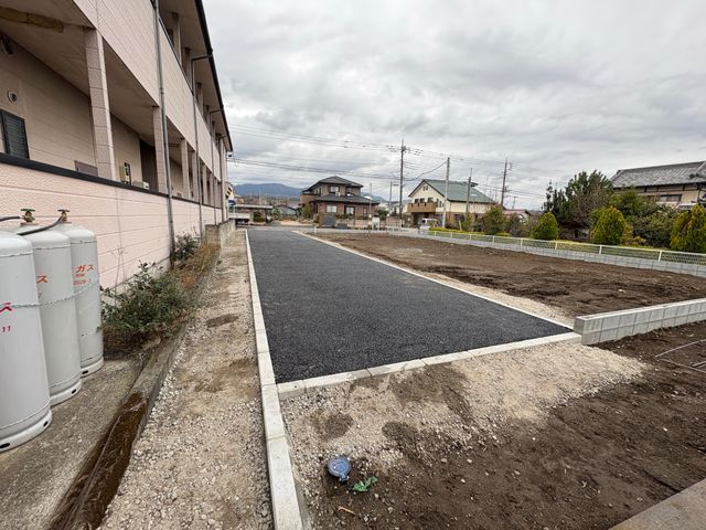 経験と知識を活かして迅速丁寧に作業いたします！大手ハウスメーカーの外構工事も担当