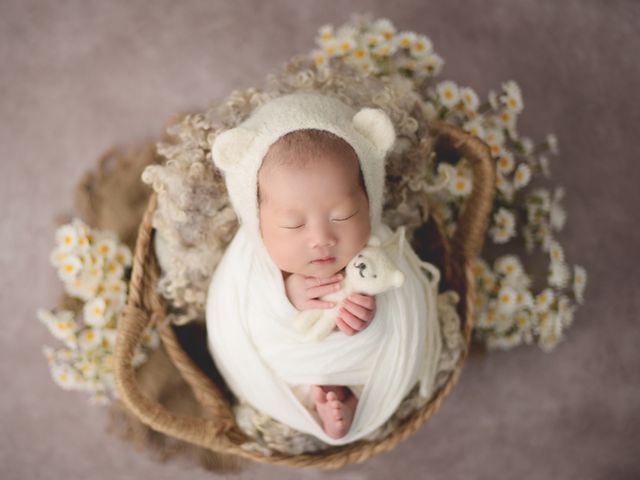 今しか撮れない新生児の愛らしさ♫ 500名以上を撮影、安心しておまかせ下さい！