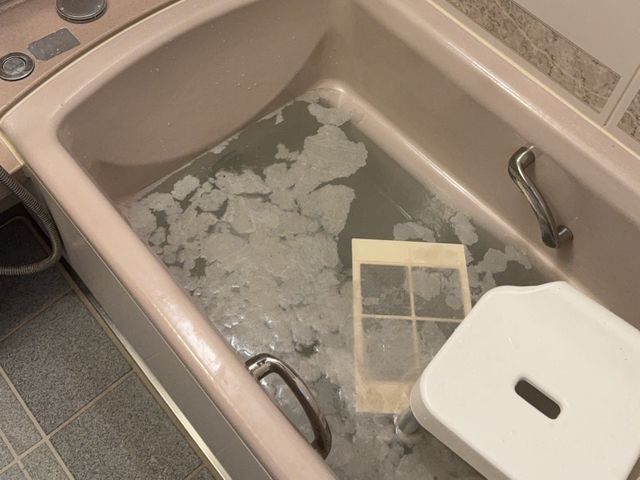 風呂釜クリーニング（追い焚き配管の除菌洗浄）