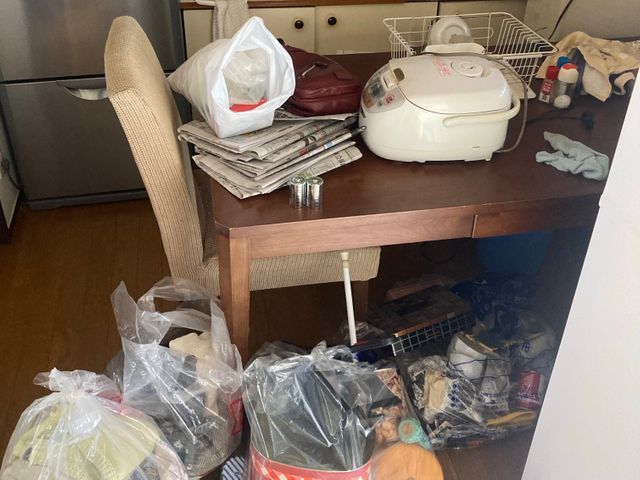 ゴミ屋敷　不用品撤去サービスの画像