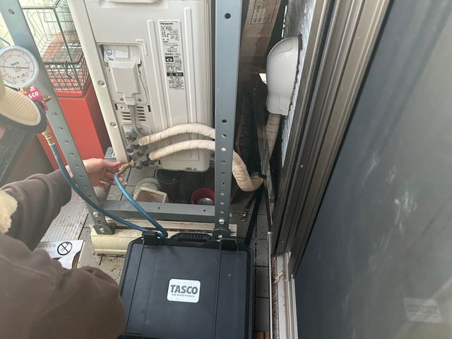 ◆エアコンガス補充・水漏れ・修理◆真空引き・フレア加工・駐車代込／追加費用なし