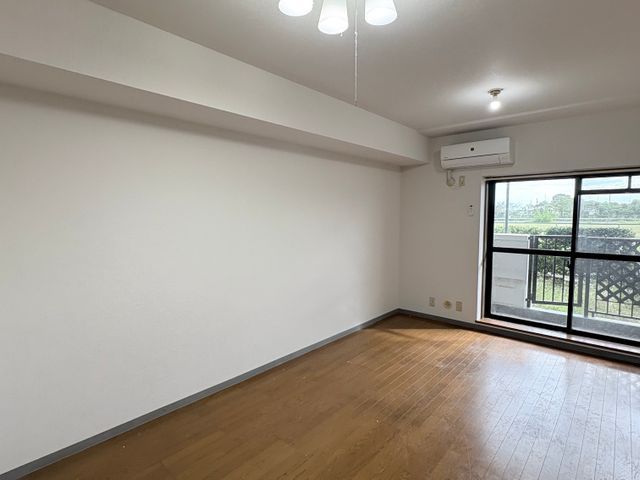 大手仕込みの丁寧な技術で、あなたの住まいをピカピカに。損害保険加入済みで安心対応