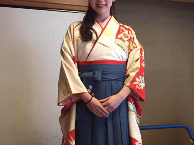 早朝着付けもご相談下さい。お子様も見ながらご自身のお支度、お時間も節約できます。