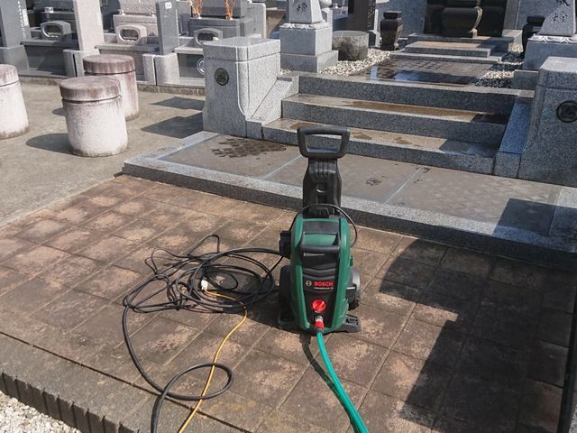 創業50年の確かな技術で大切なお墓を美しく甦らせます！丁寧な作業をお約束