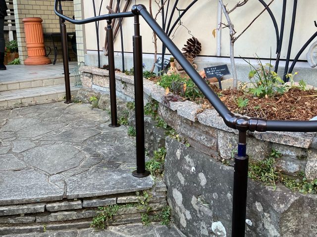 「スピード対応と丁寧な仕上がりで選ばれる！多彩な資格を持つ地域密着の職人」