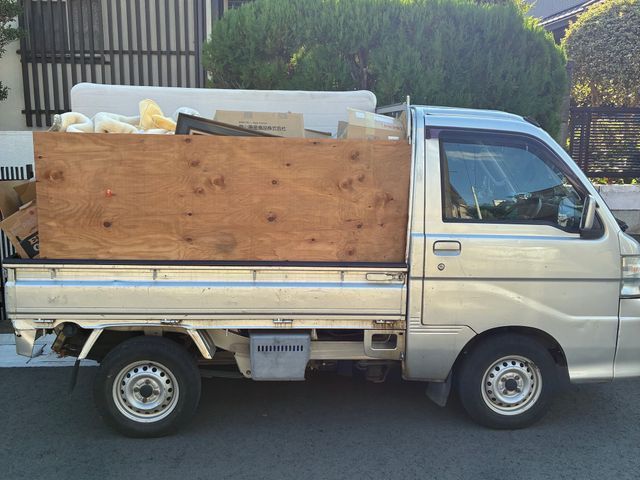 自社スタッフ100%対応！対応の早さが自慢の安心出張サービス