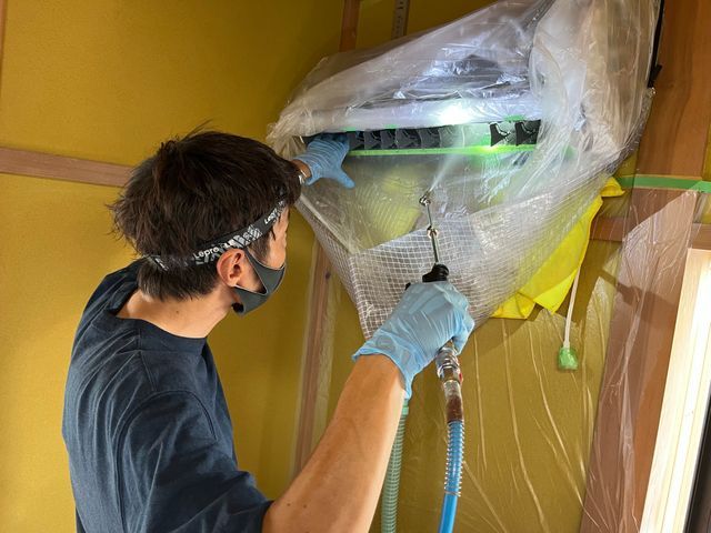 ノーマルエアコン専門・低価格・夜間対応可能・厳しいメーカー基準クリアの技術あり