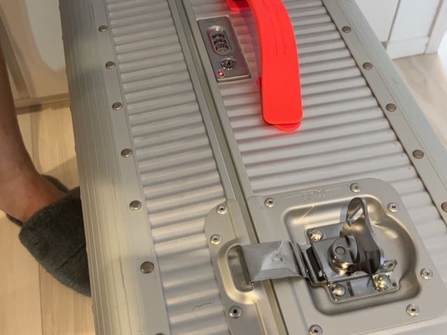 旅先・出張でも安心！スーツケース鍵を即日開錠