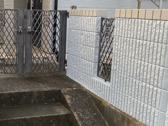 ブロック塀の塗装