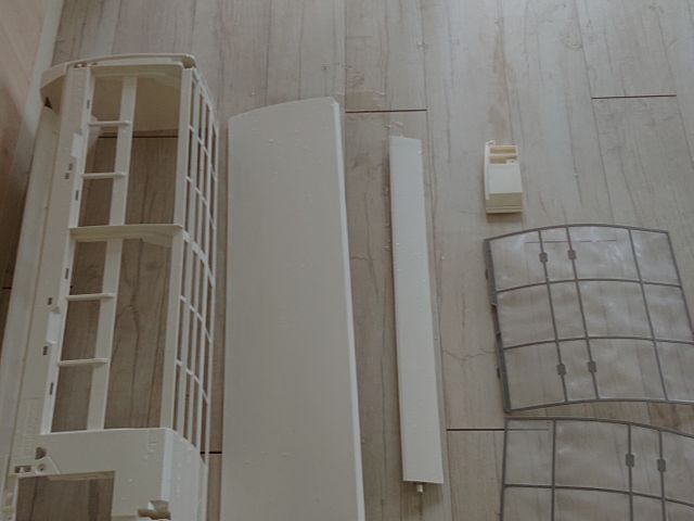 暑くなってからでは遅いです。意外と厄介なエアコン今年のお掃除お手伝いさせて下さい