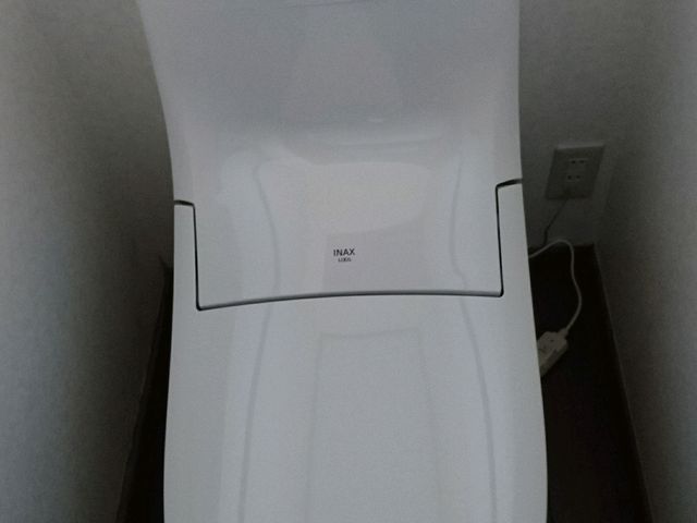 トイレクリーニング　夫婦でお伺い　駐車場代無料