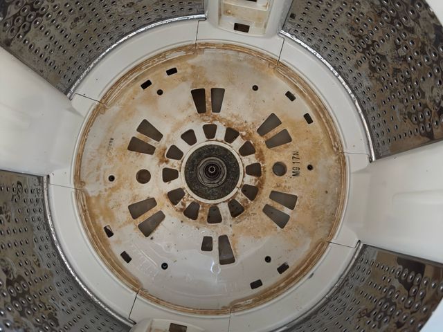 お客様の笑顔のために、当社自慢のスタッフが心を込めて作業させて頂きます！！