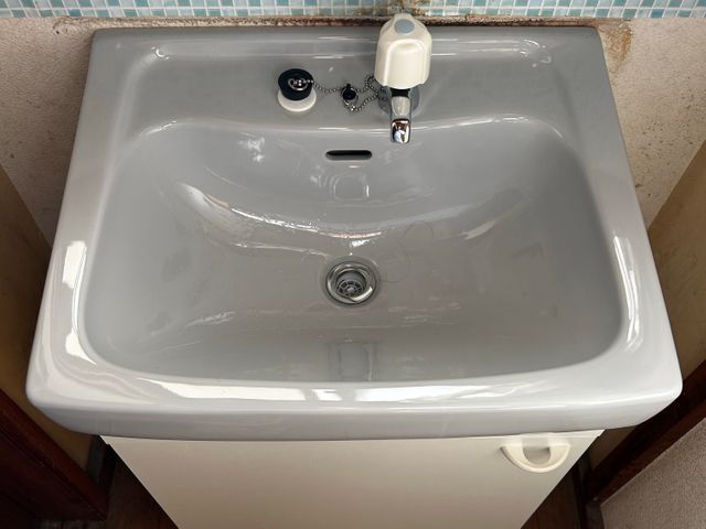 洗面所 水栓交換