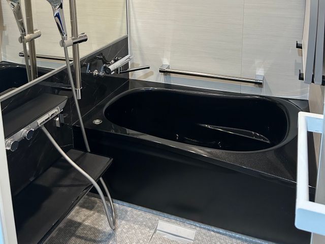 大手量販店での年間実績1000件以上！水垢、カビ、石鹸カス等エプロン内部も洗浄♪