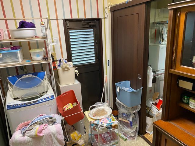 遺品整理、生前整理、断捨離、年末の大掃除、お手伝いさせて下さい！買取やってます！サービスの画像