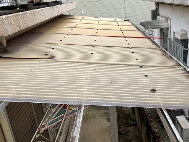 波板等の張替え迅速対応　　　　　　　「誠実に丁寧に」長持ちする施工
