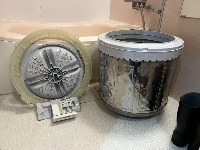 夫婦仲良くお伺い！！◎作業外注なし◎損保加入◎駐車場代当店負担◎サービスの画像